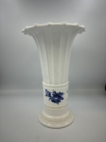 Royal Copenhagen Blå blomst, Hetsch vase